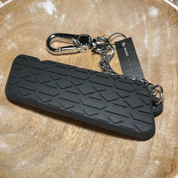 Marc by Marc Jacobs Logo Key Ring Keychain Bag Charm - Picture 4 of 9